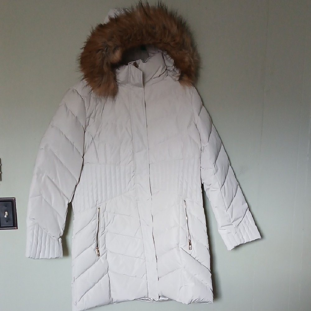 Ivanka Trump White Puffer Down Coat with Faux Fur Hood Size XL
